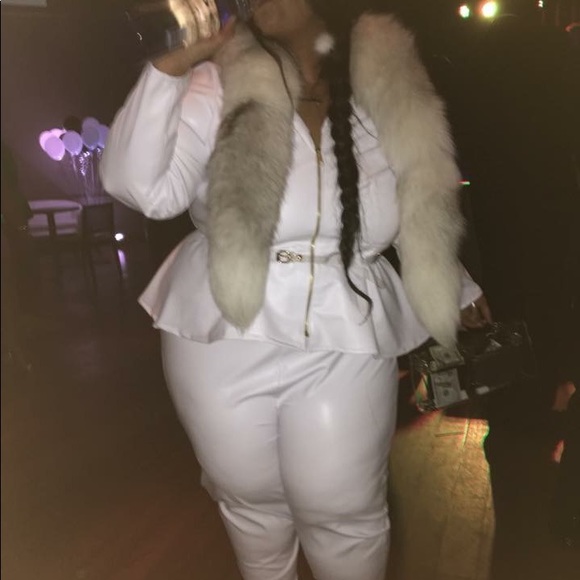 Meet your Posher, Farah - Picture 7 of 13